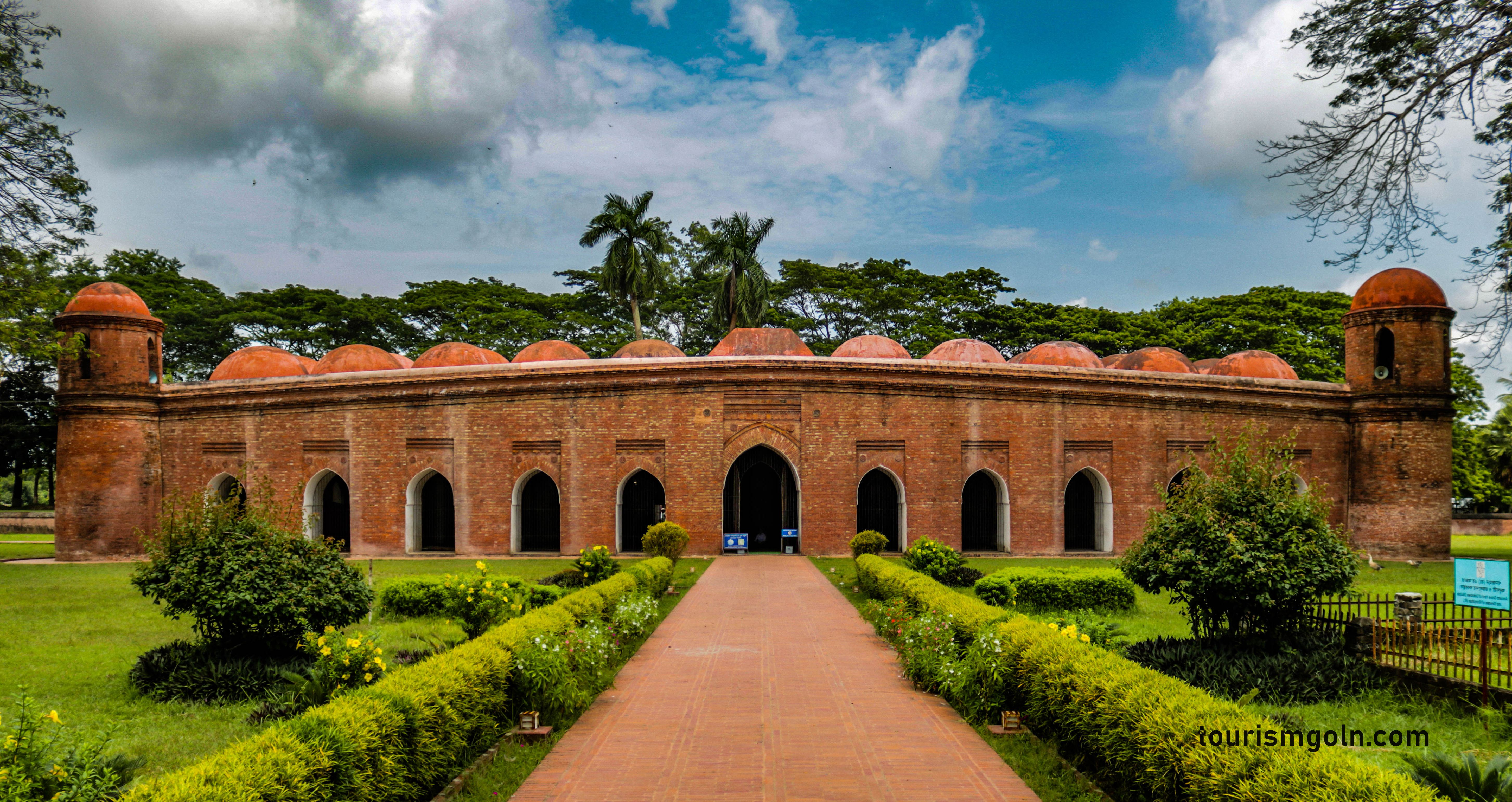 ষাট গম্বুজ মসজিদ