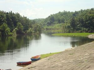 মহামায়া লেক