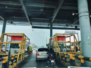 এক নজরে ঢাকা জেলার দর্শনীয় স্থান সমূহ | ঢাকা ভ্রমণ গাইড 8 ধলেশ্বরী টোল প্লাজা