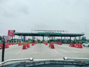 এক নজরে ঢাকা জেলার দর্শনীয় স্থান সমূহ | ঢাকা ভ্রমণ গাইড 4 ধলেশ্বরী টোল প্লাজা